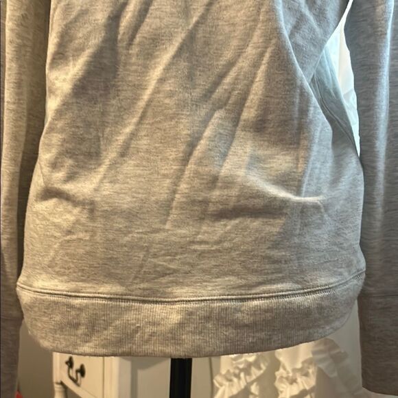 Athleta Cream Relaxed Sweatshirt  B - Picture 6 of 6